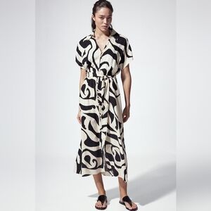 Tie-Belt Shirt Dress - M